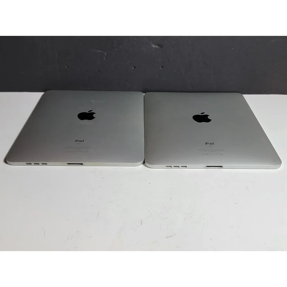 Lot of 2 Apple iPad 1st Generation (16GB/32GB) A1219 A1337 WiFi/3G Cleaned Works